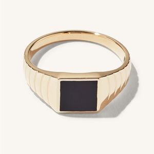 Mejuri Black Onyx 14K Solid Gold Ring Sz. 7